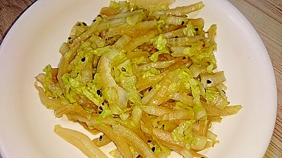 白菜のごま塩バター醬油炒め
