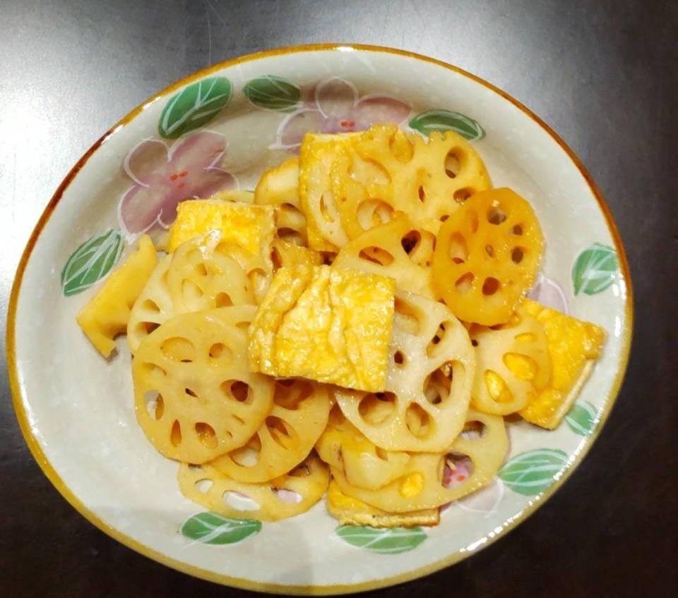 れんこんと油揚げの炒め煮