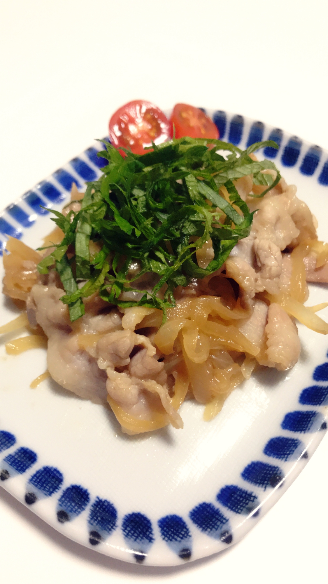 大葉でさっぱり!豚バラと玉ねぎの生姜焼