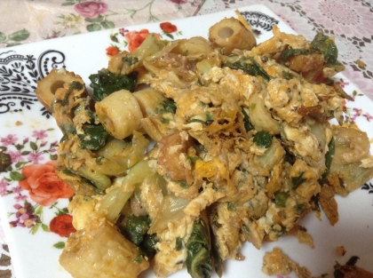 小松菜と竹輪の卵炒め
