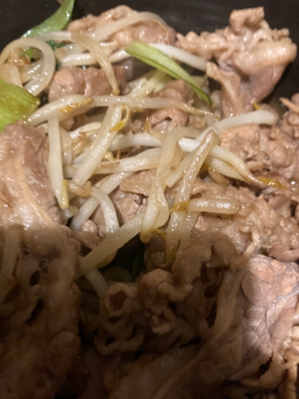 牛肉ともやし、小松菜のオイスターソース炒め