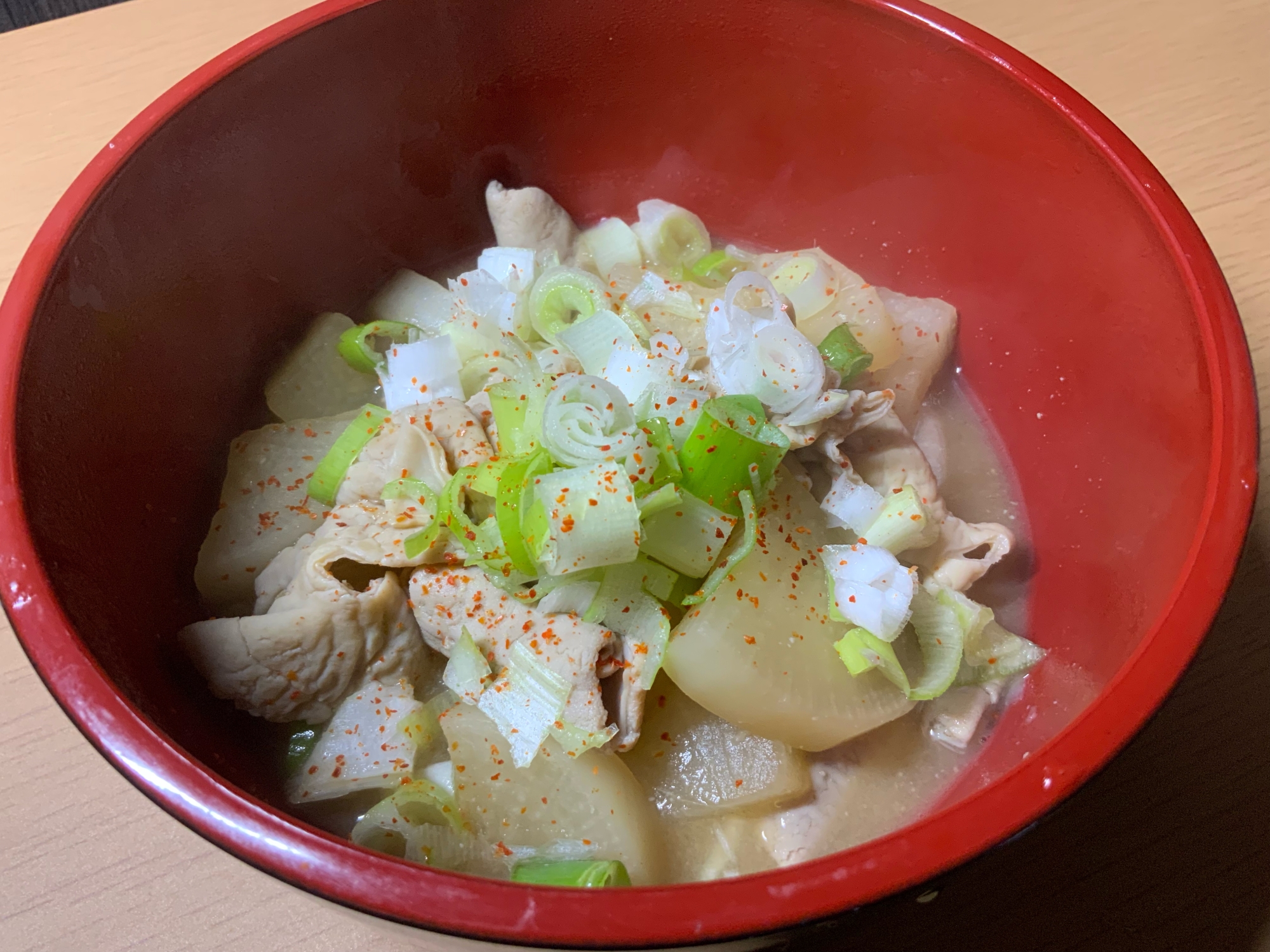 大根たっぷり!絶品もつ煮込み!