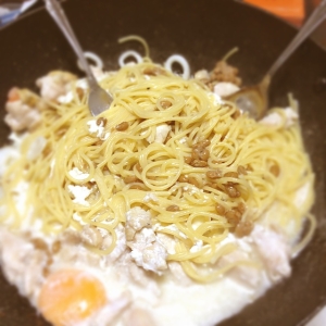 賞味期限が切れがちなものブチ込め！パスタ