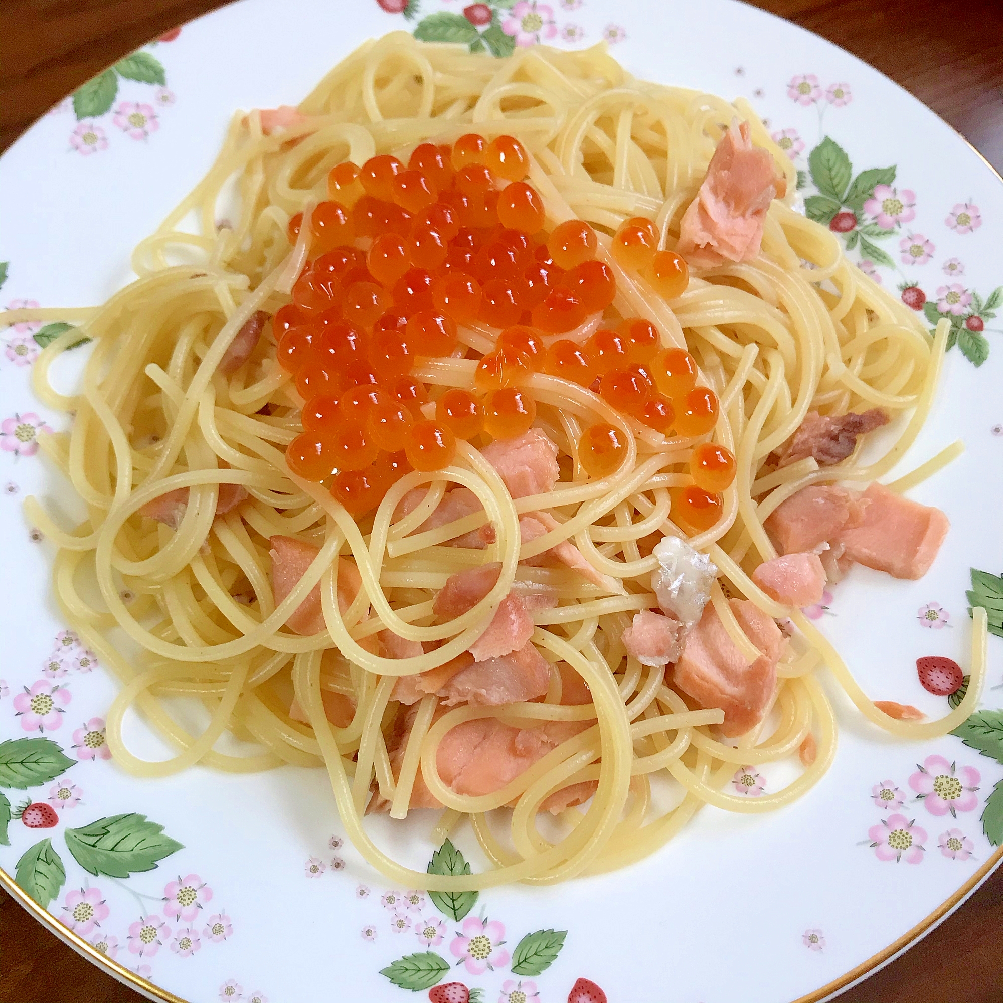 鮭といくらのパスタ