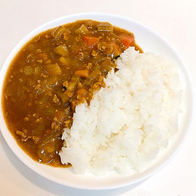 ごぼうとかぼちゃとひき肉の♪コロコロカレー