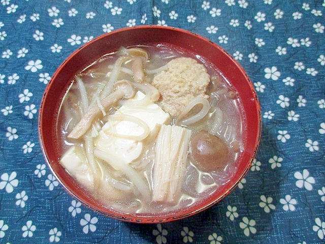 肉だんごときのこの春雨スープ