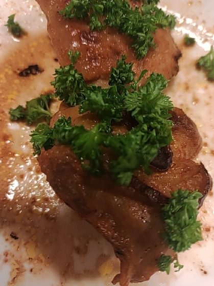 塩麹＋レモン汁に漬けた鶏もも肉焼き