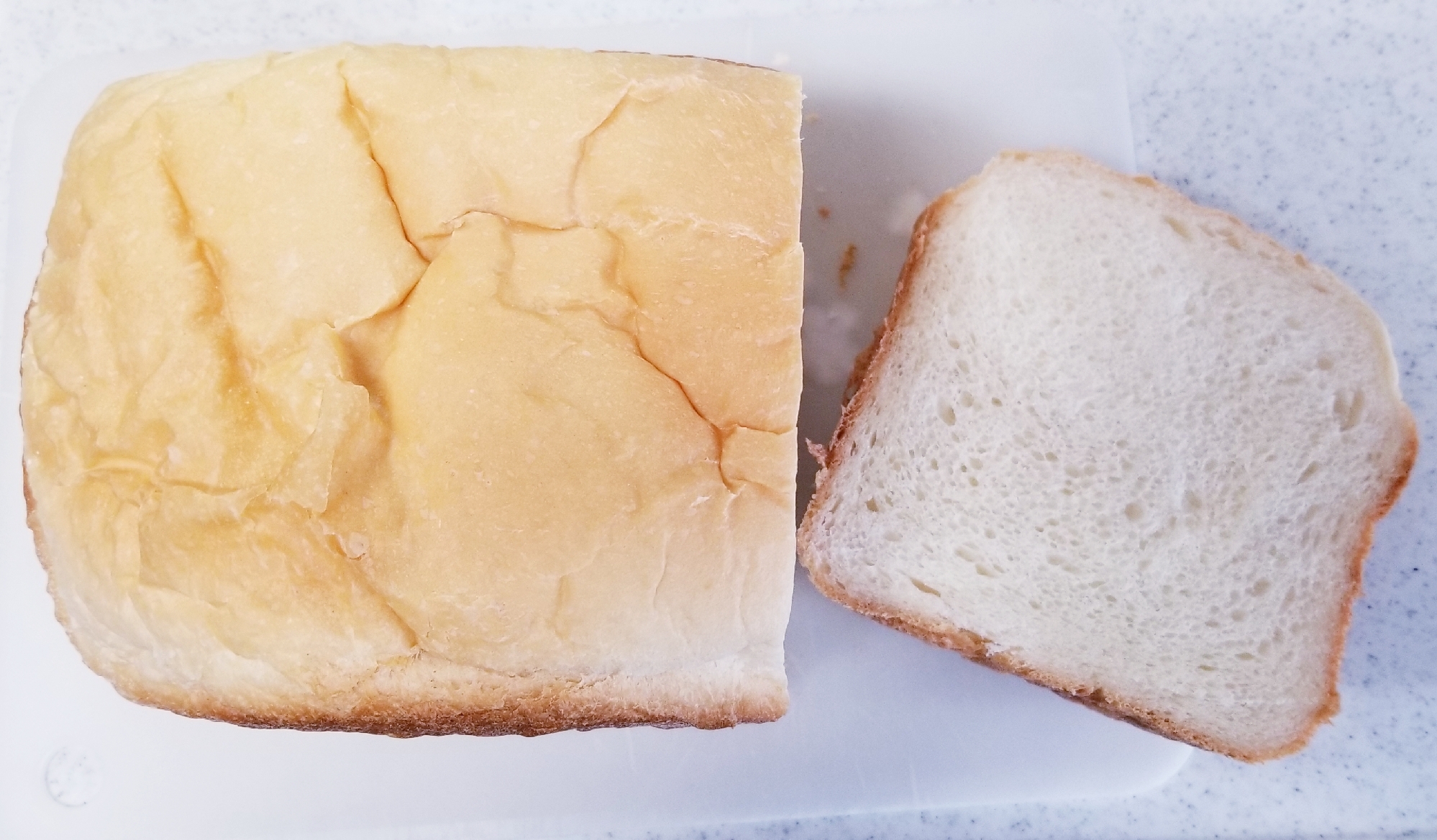 ラカントＳとオリーブオイルのヘルシー食パン