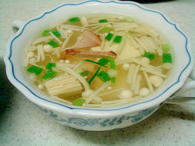 豆腐とチャーシュー、えのきの中華スープ