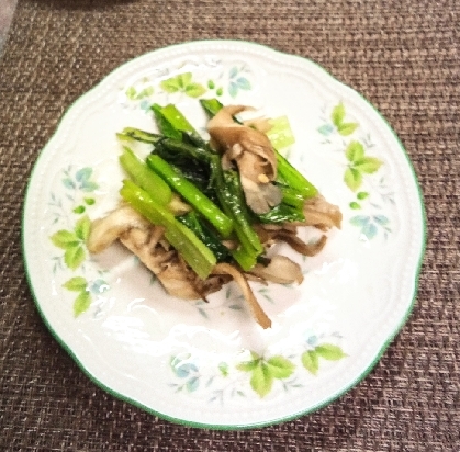 小松菜まいたけごま油炒めෆ˚*