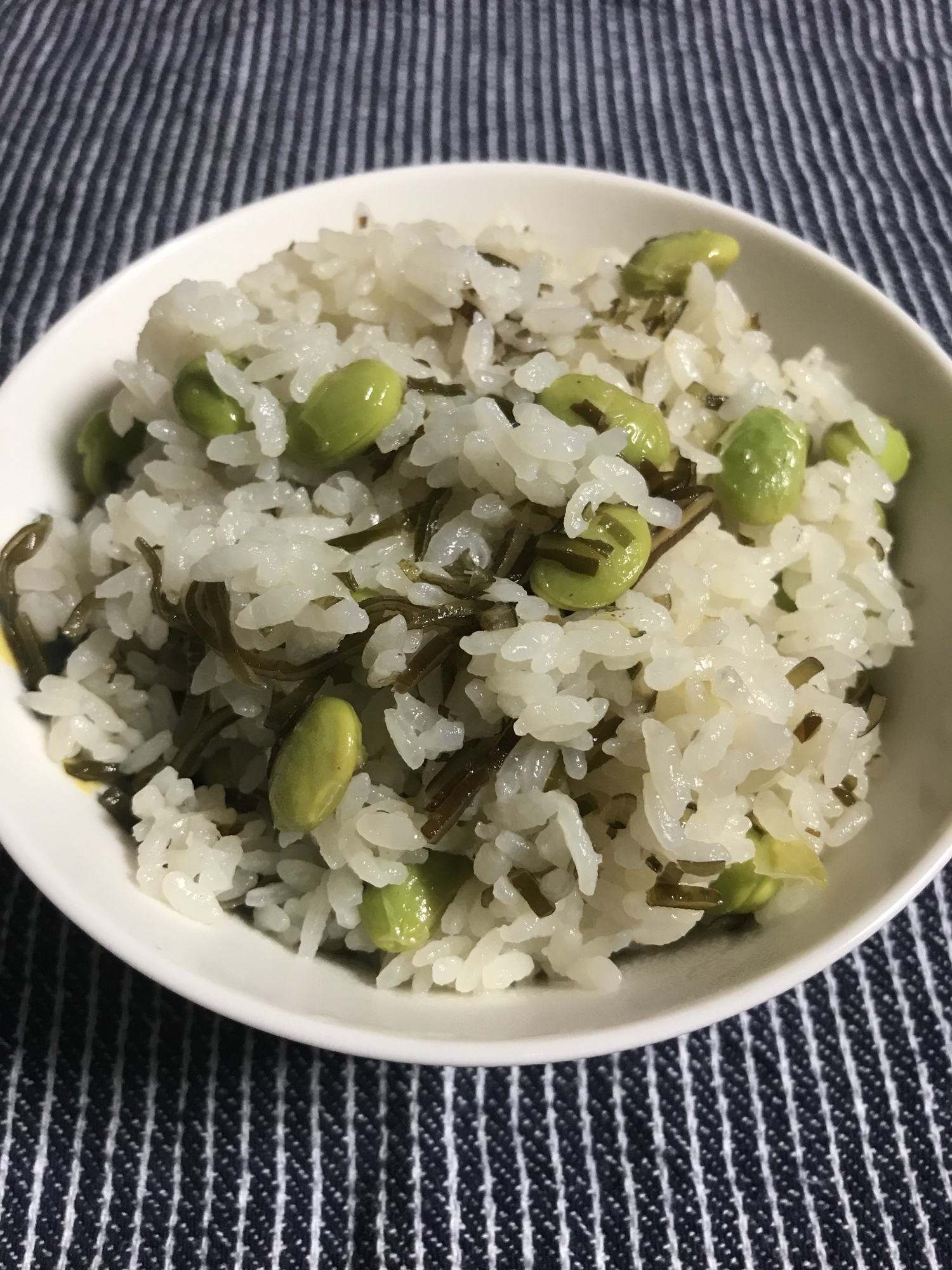 塩昆布と枝豆の炊き込みご飯