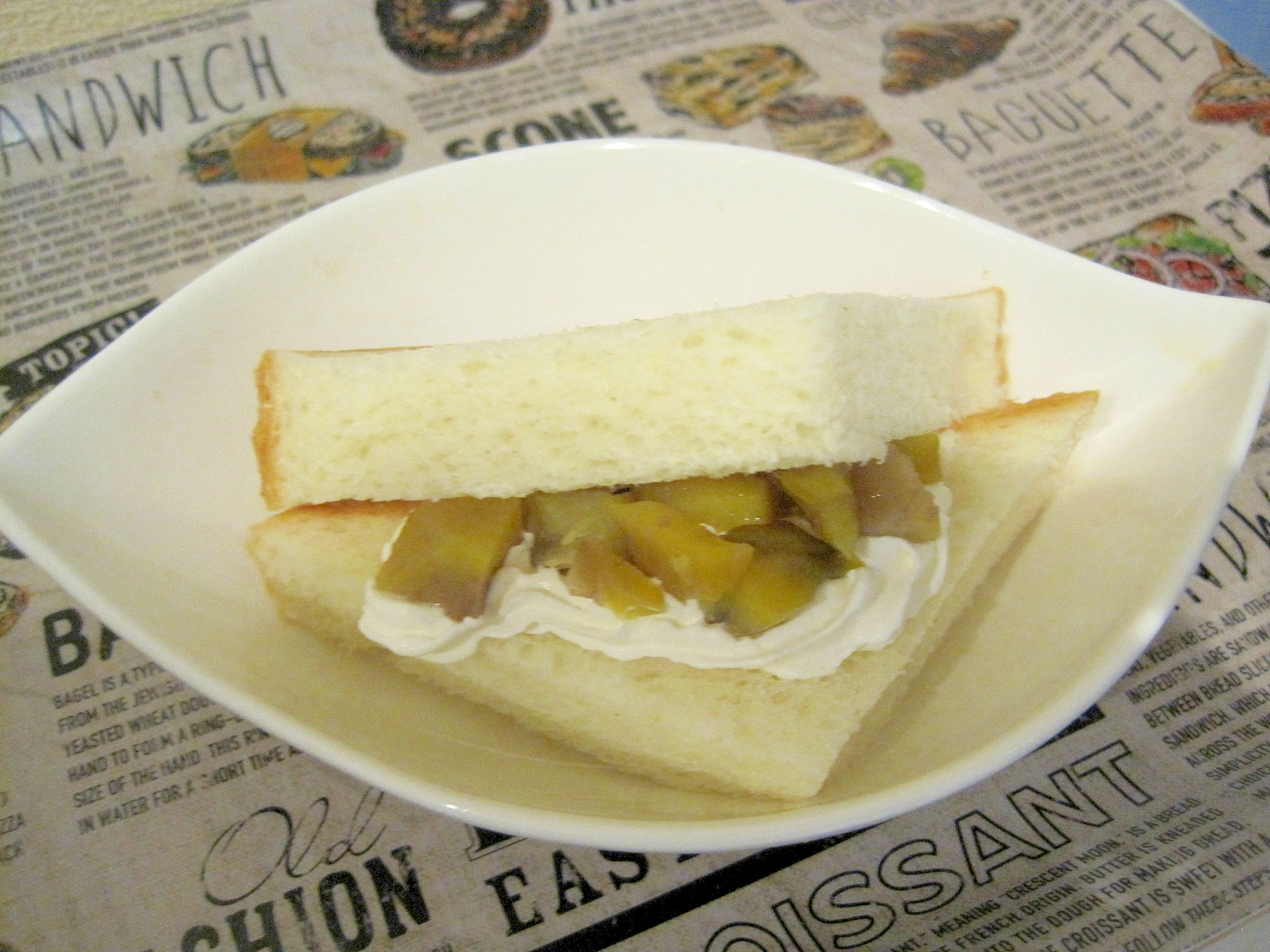 栗の甘露煮サンドイッチ