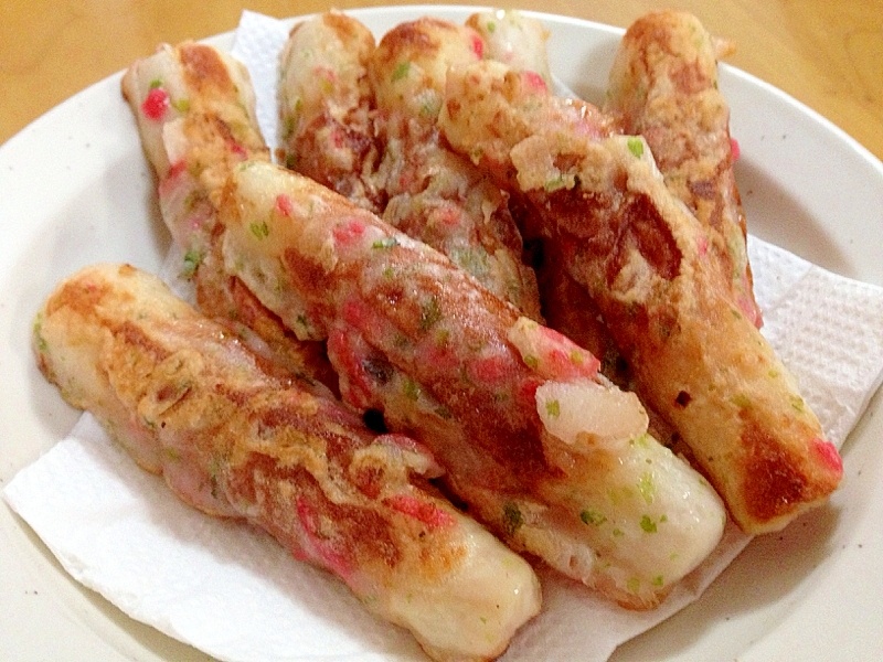 紅生姜が入ったちくわの磯辺揚げ