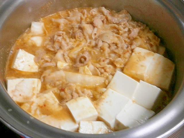 豚バラ肉のピリ辛味噌鍋