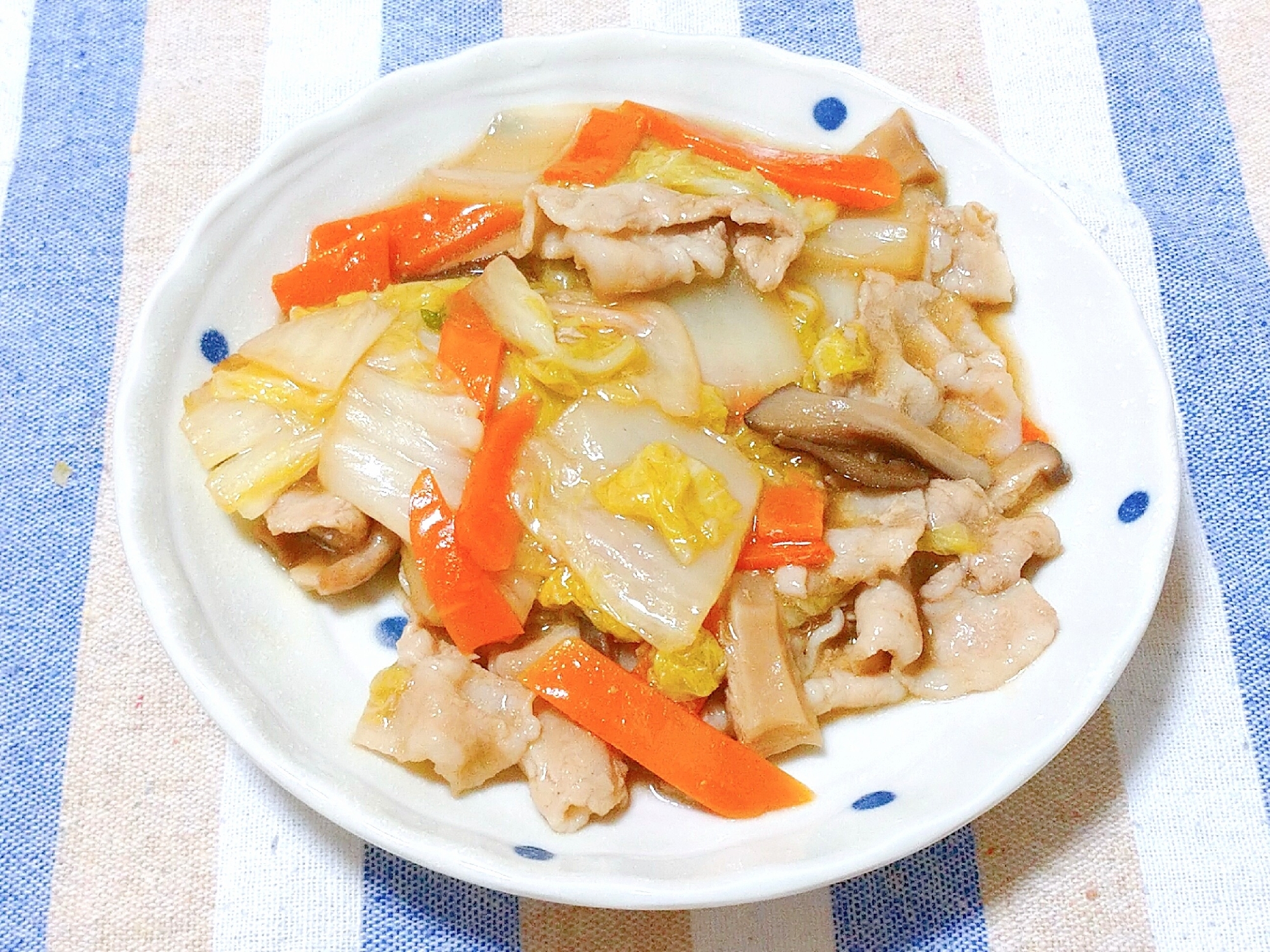 生姜風味☆白菜と豚バラ肉の煮物