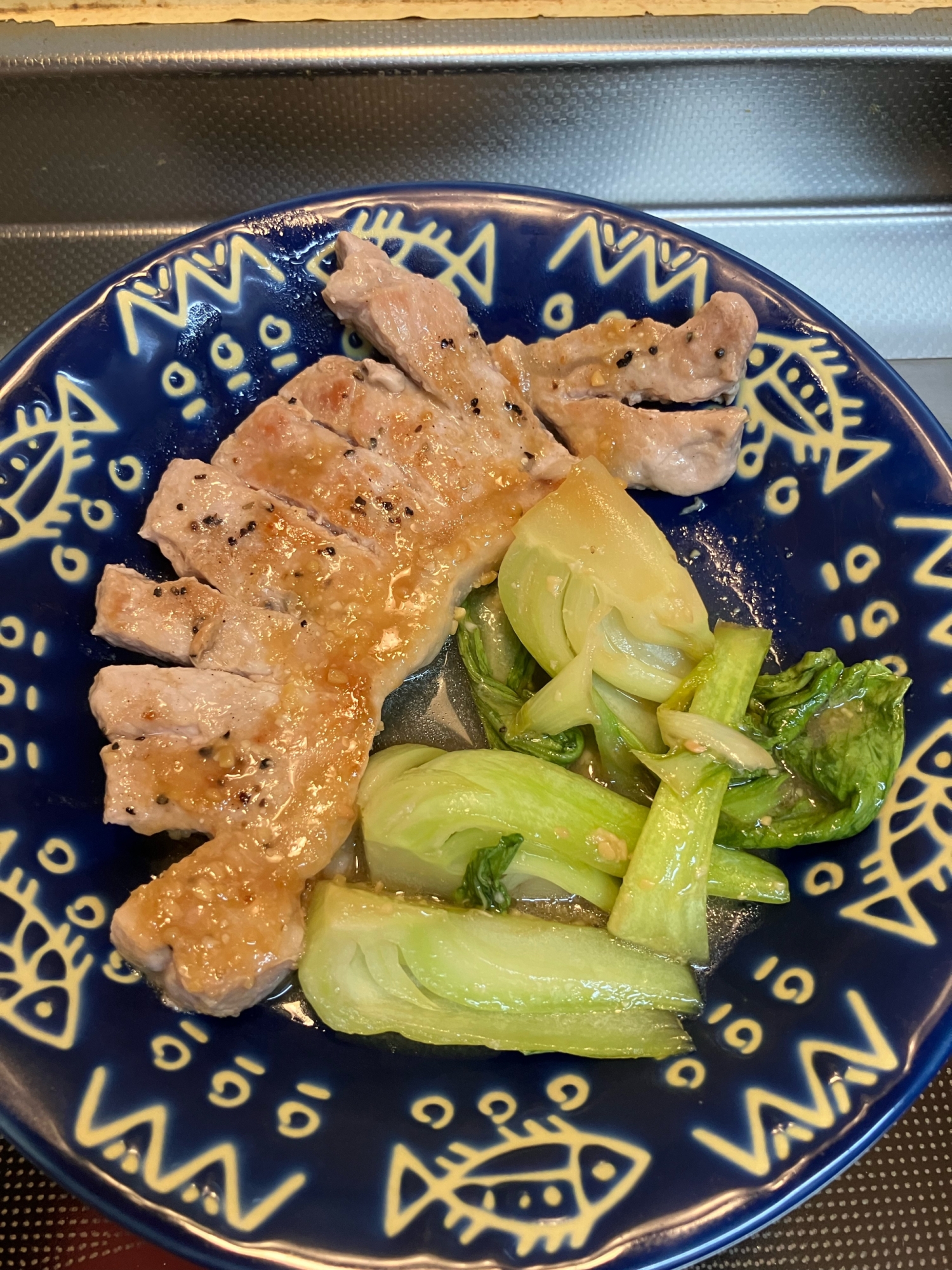 豚ロース肉とチンゲン菜の甘味噌炒め^_^