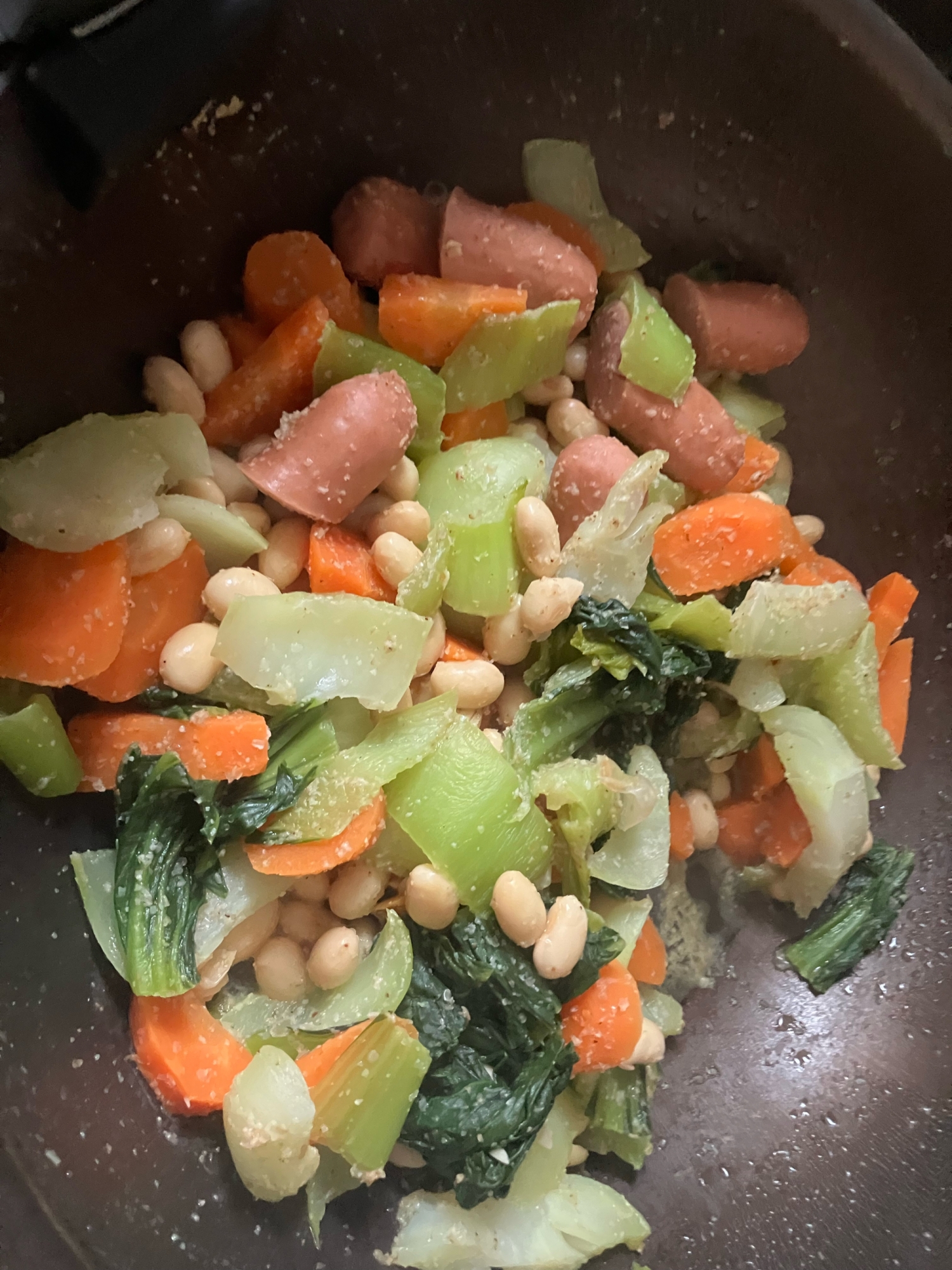 青梗菜とウィンナーと豆炒め