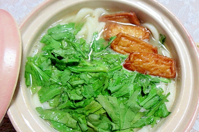 春菊入り鍋焼きうどん