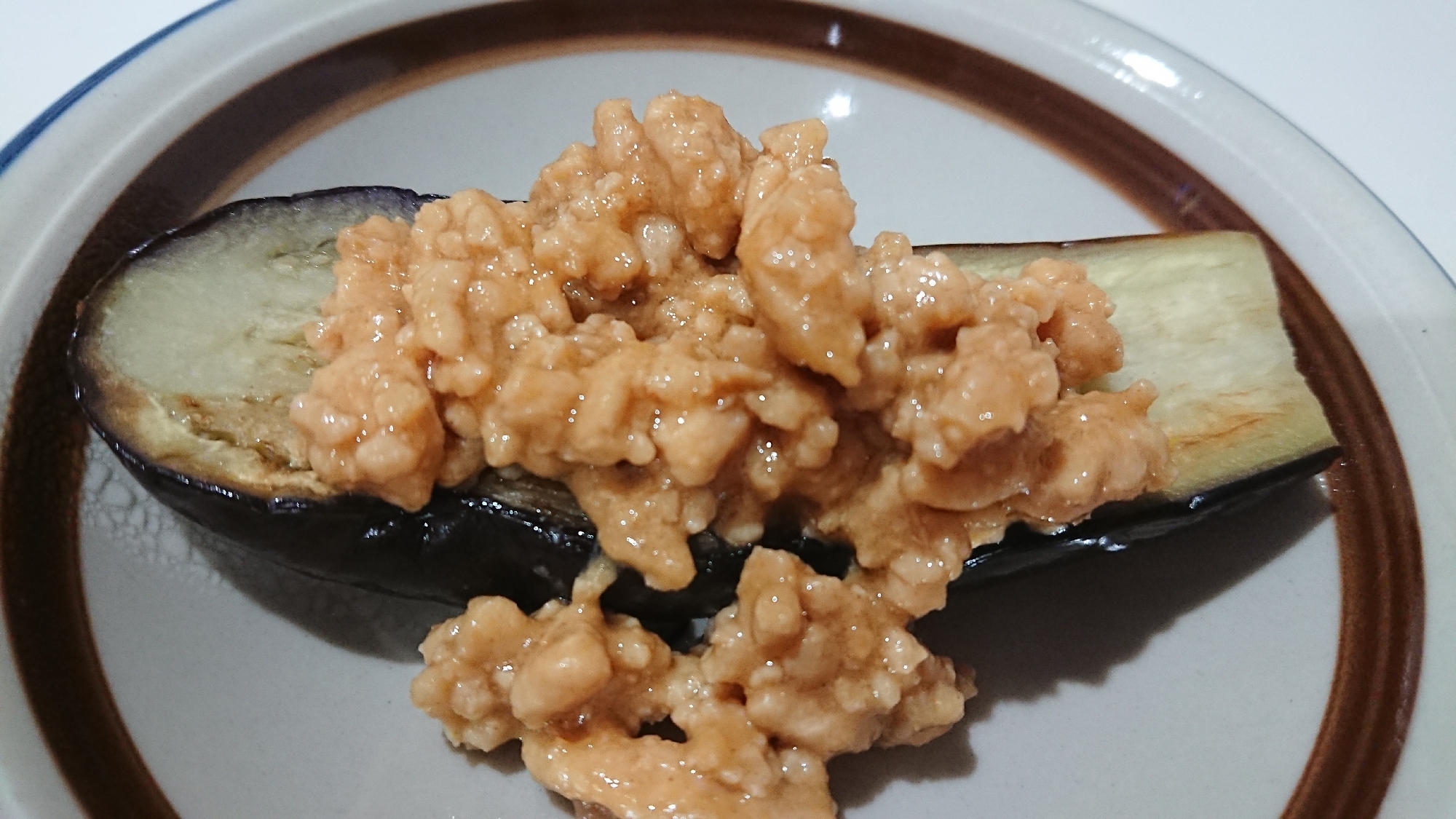 ナス焼く時に油がはねない方法 肉味噌がけ レシピ 作り方 By エドワード 楽天レシピ
