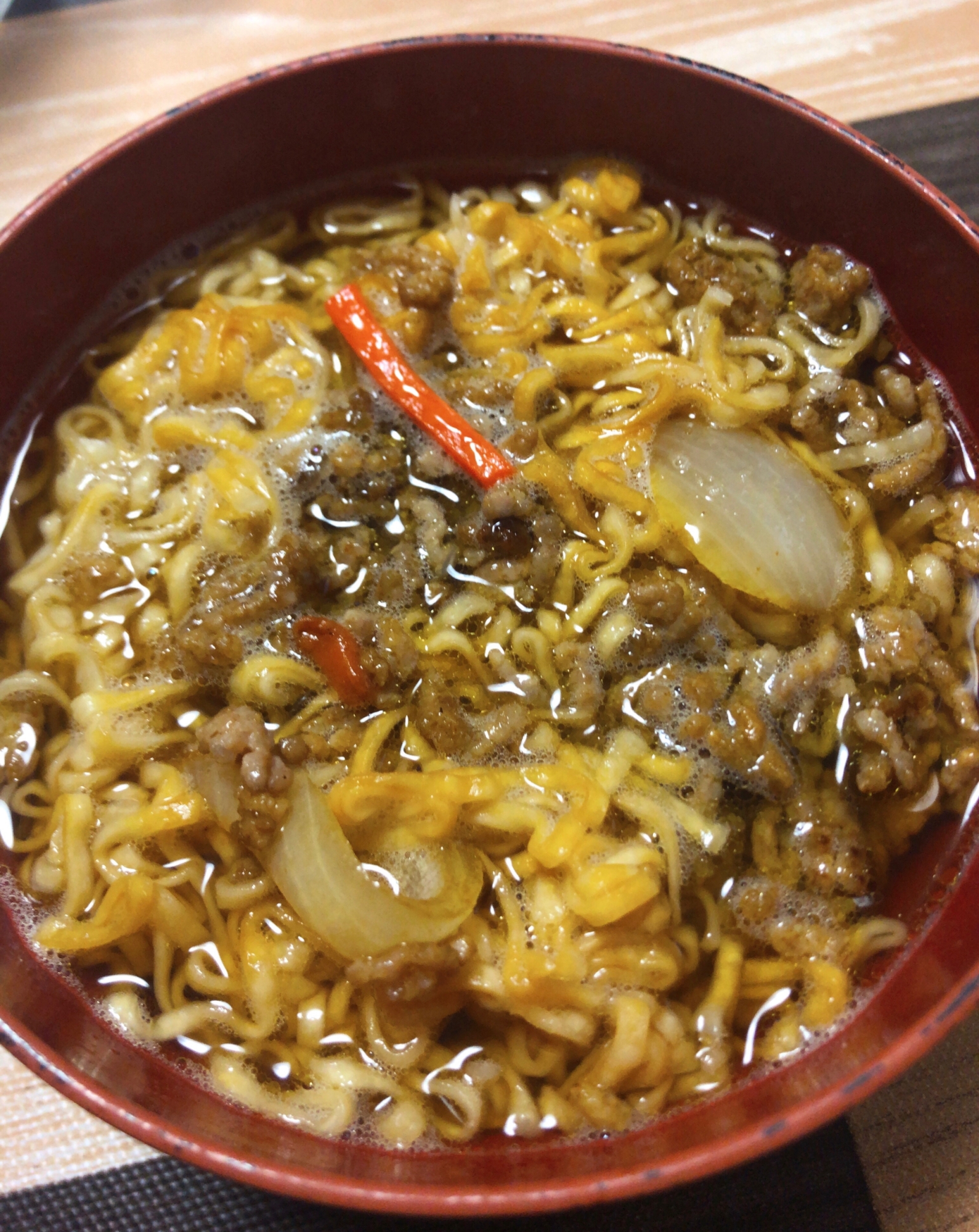 煮込みチキンラーメン