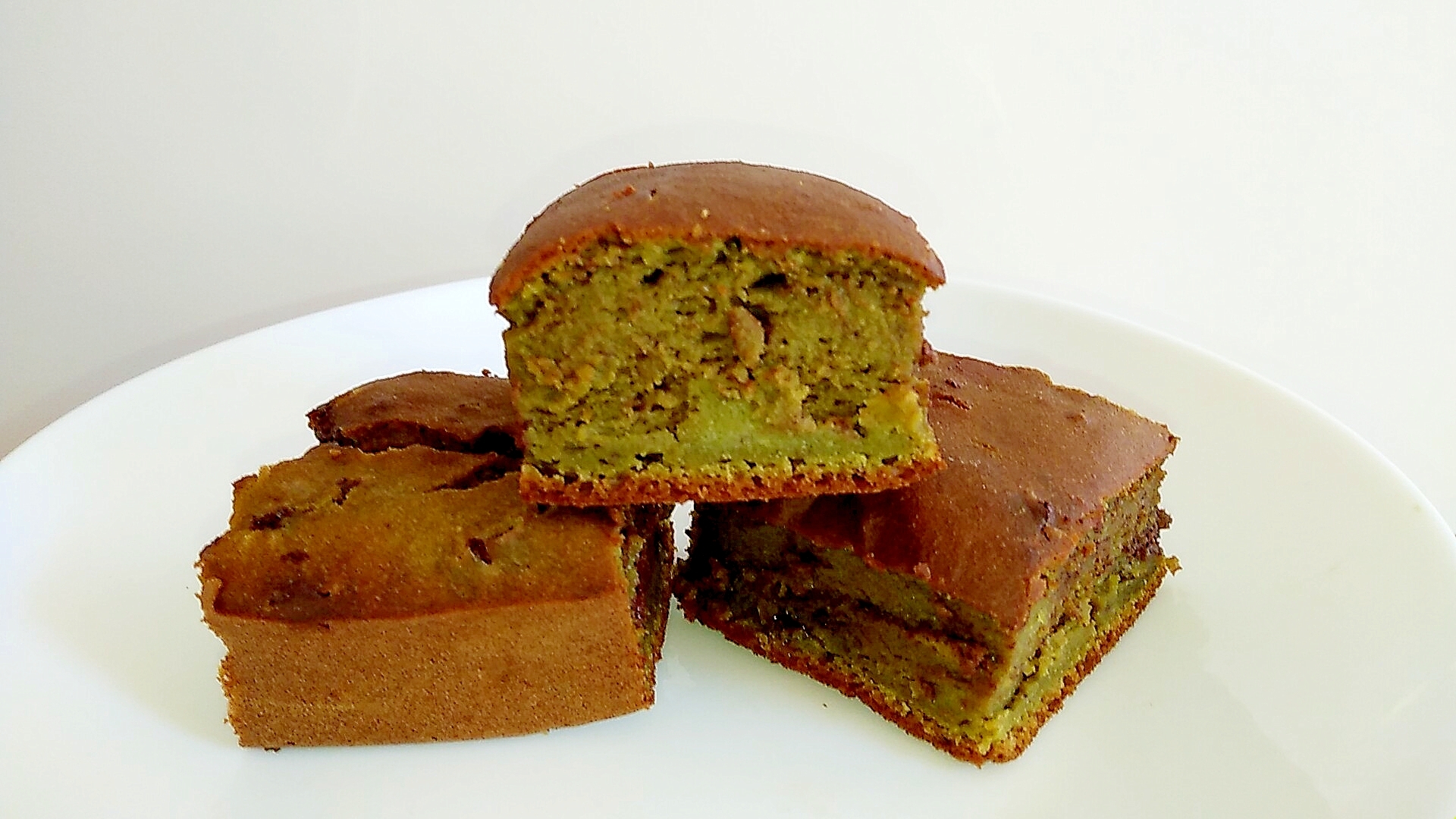 抹茶と豆腐のもちもちケーキ