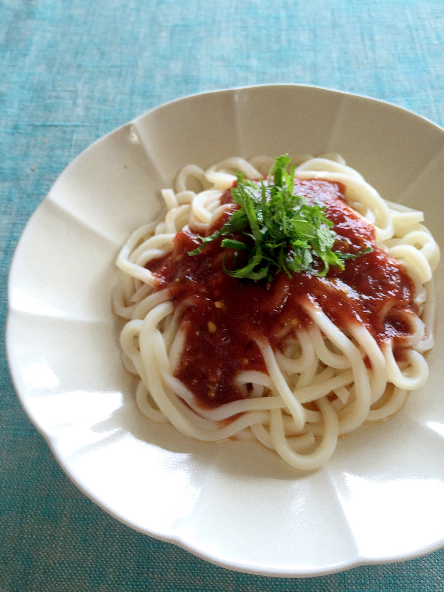 簡単！黒にんにくでトマトうどん