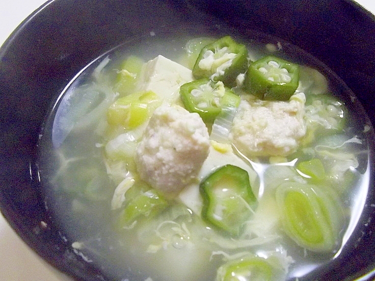 ほわとろ♪鶏団子とオクラの中華スープ♪