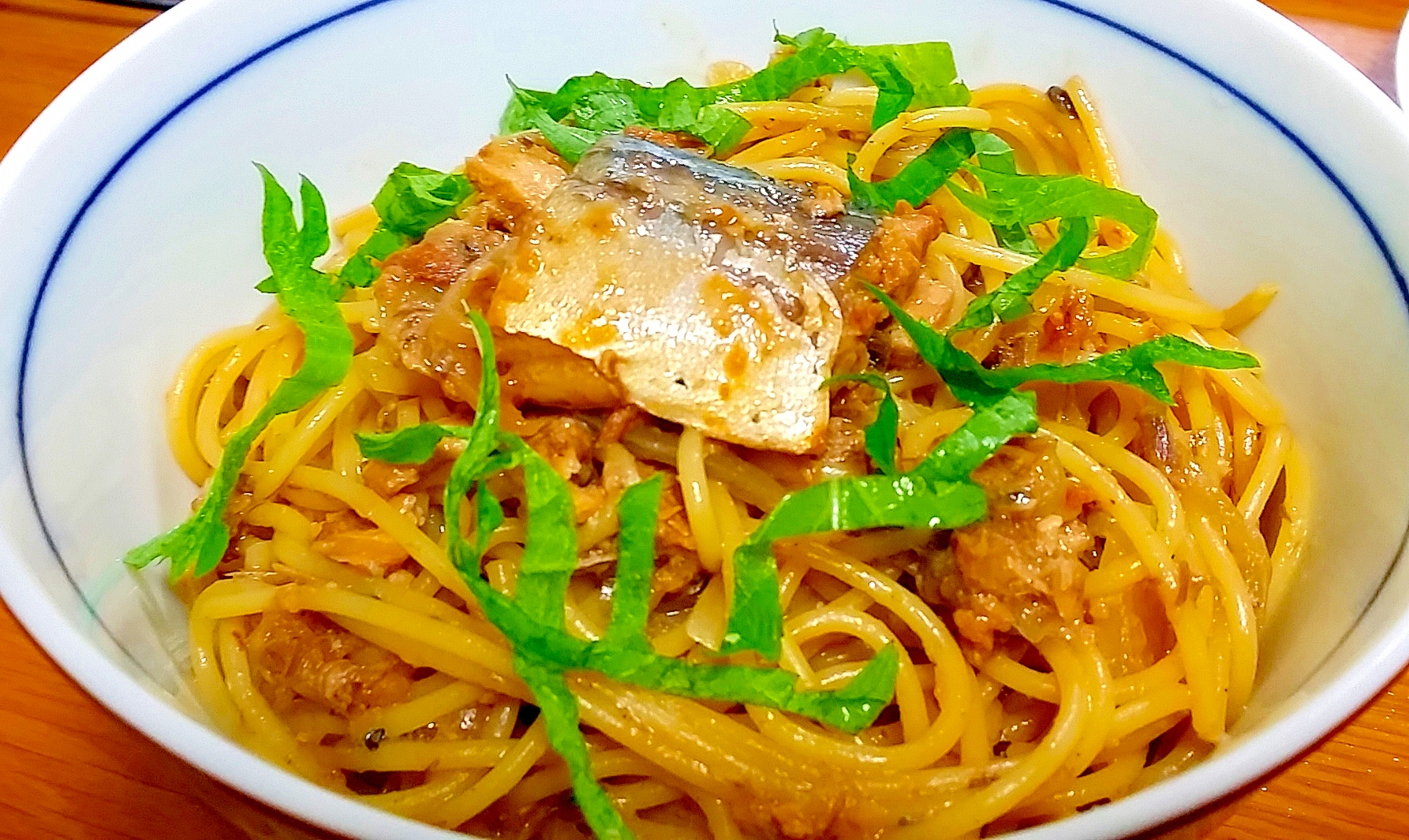 鯖缶と青じそで 簡単サバ缶醤油パスタ レシピ 作り方 By Yomogimotir 楽天レシピ 鯖缶と青じそで 簡単サバ缶醤油パスタ レシピ 作り方 By Yomogimotir 楽天レシピ