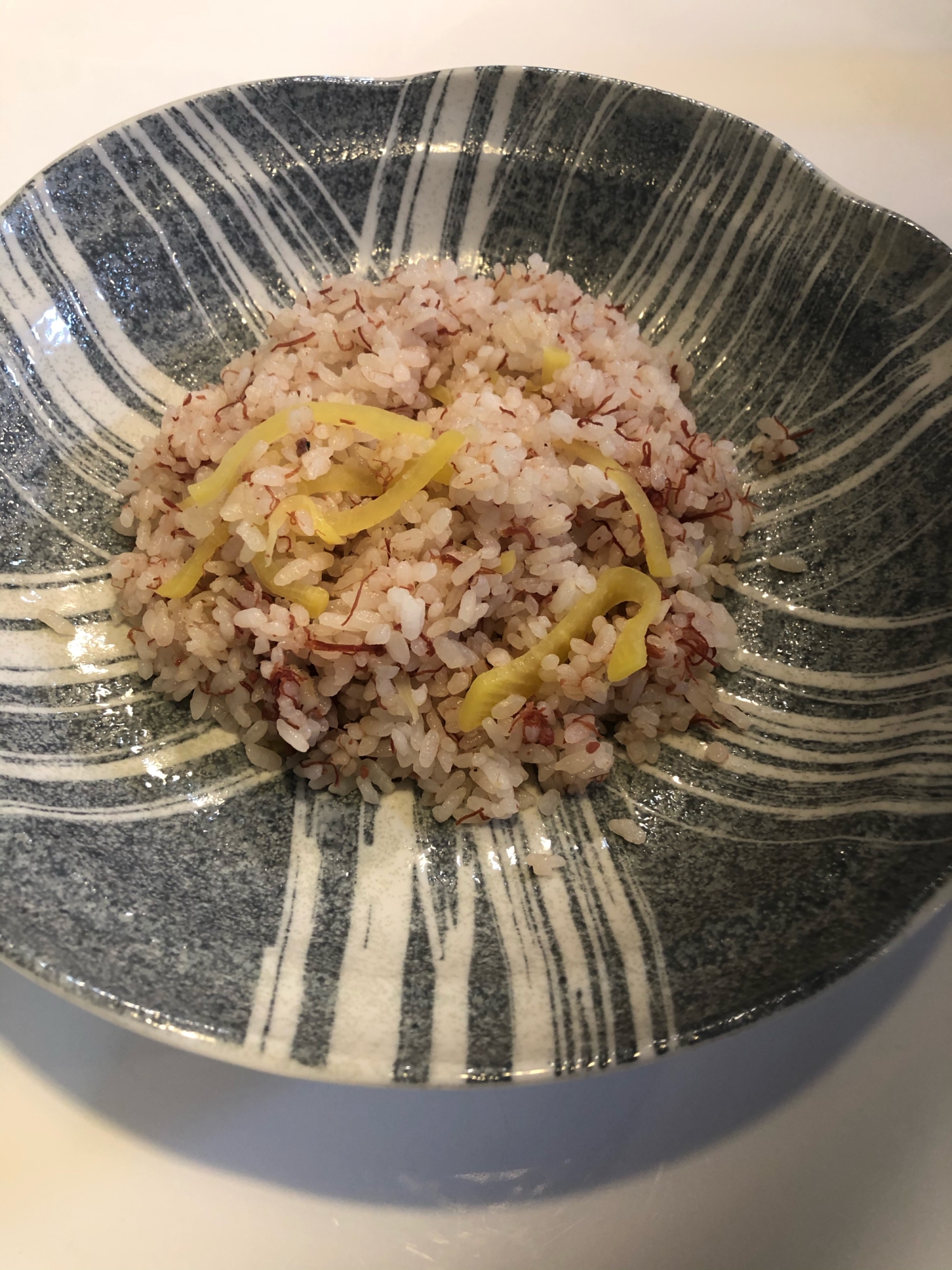 居酒屋の味！コンビーフ入りガーリックチャーハン