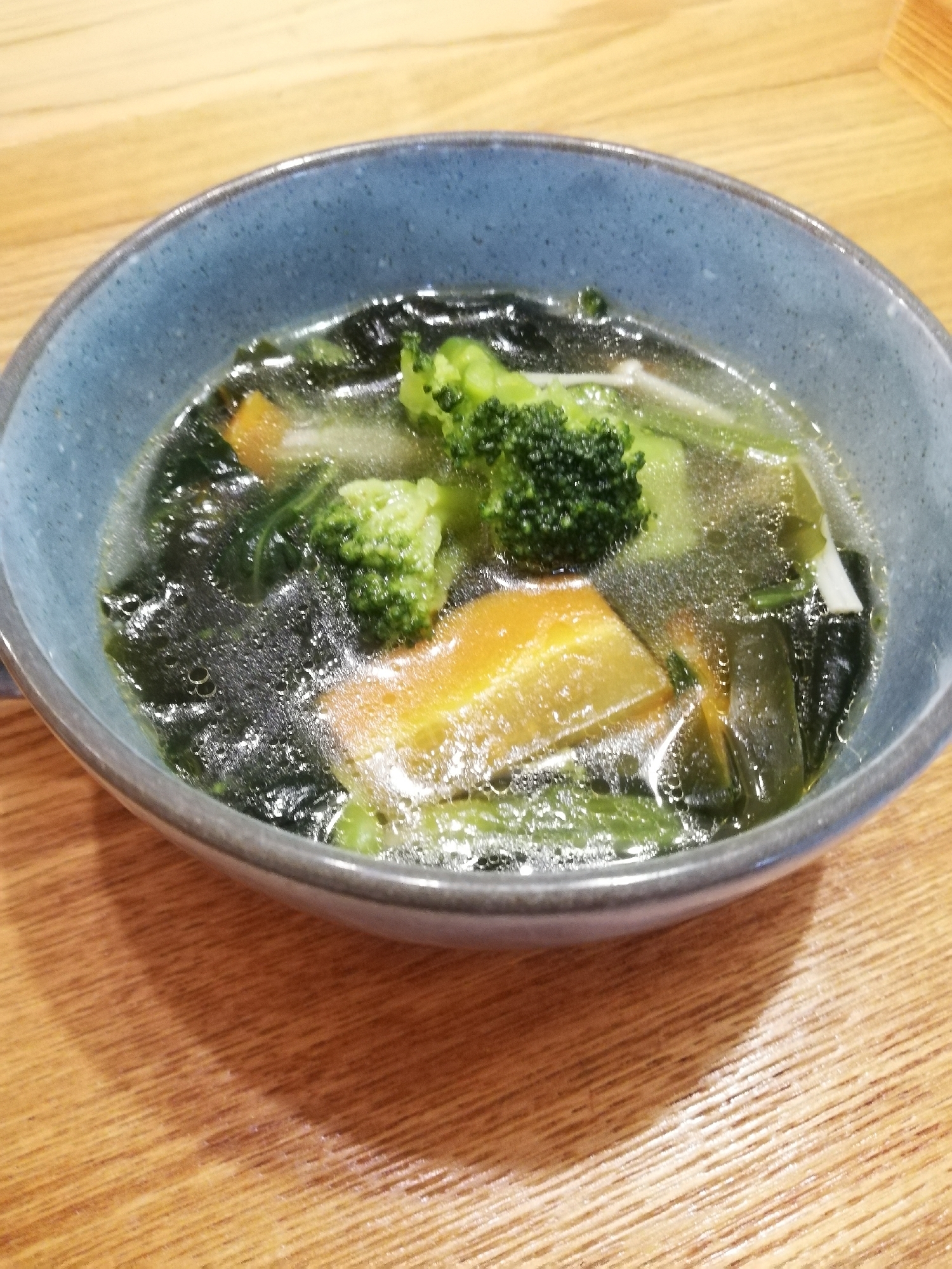 野菜＆海藻＆きのこスープ