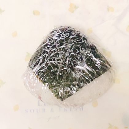 サラミソーセージのおにぎり弁当