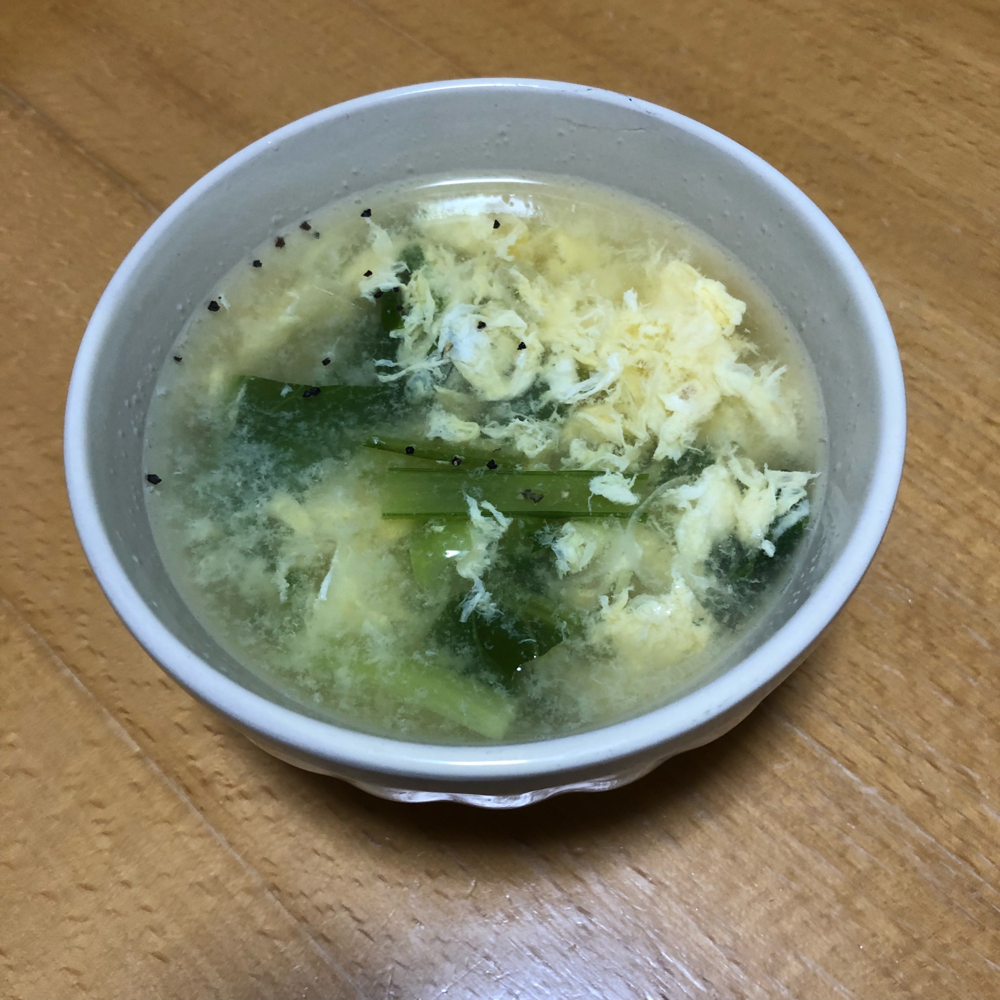 卵と小松菜の中華スープ
