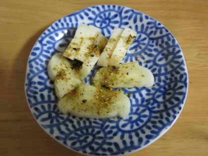 家でも美味しいたくあんが作れました(^^)/
これからの季節、沢山作って美味しくいただきたいです♡