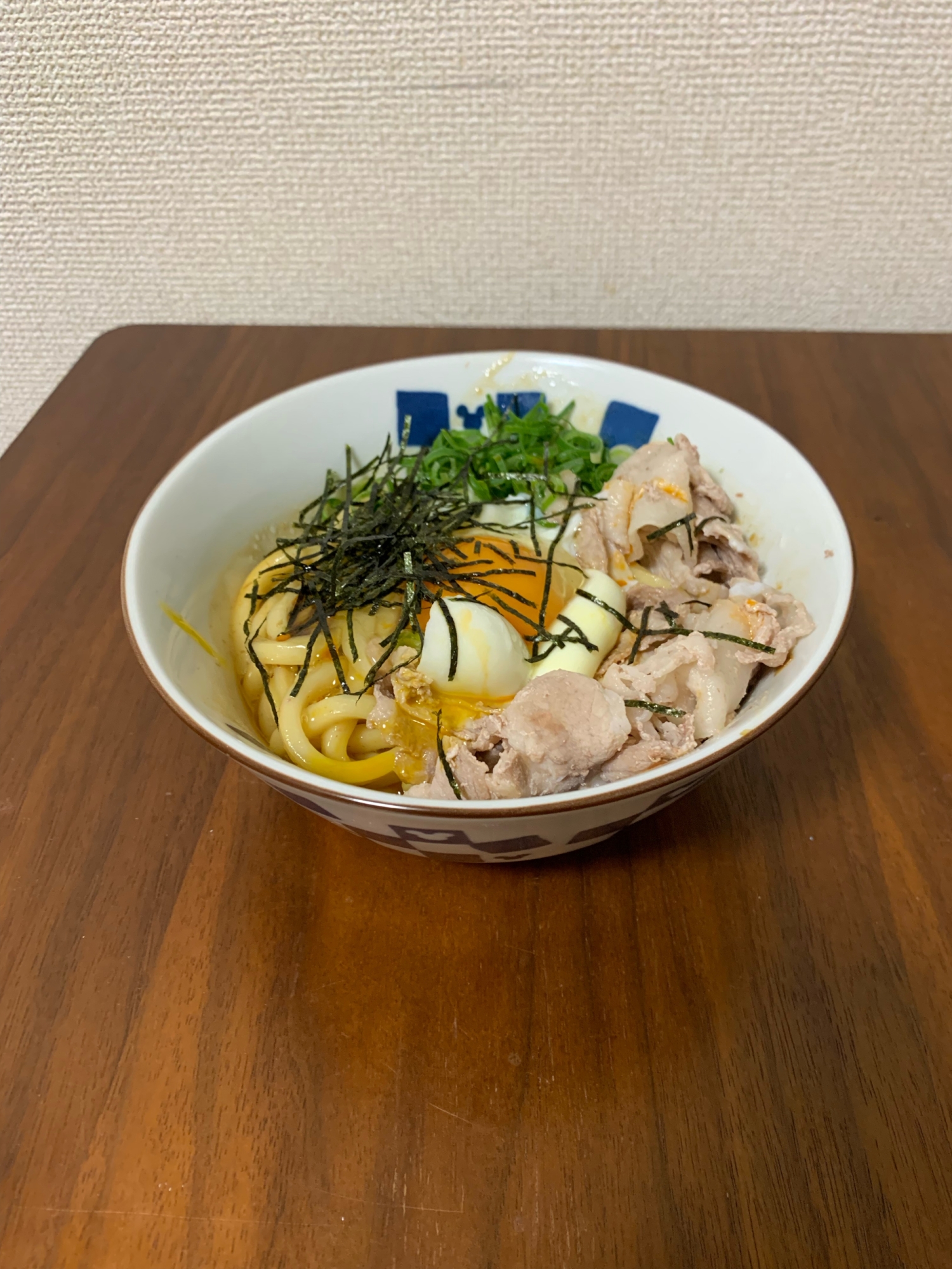 やみつき肉うどん