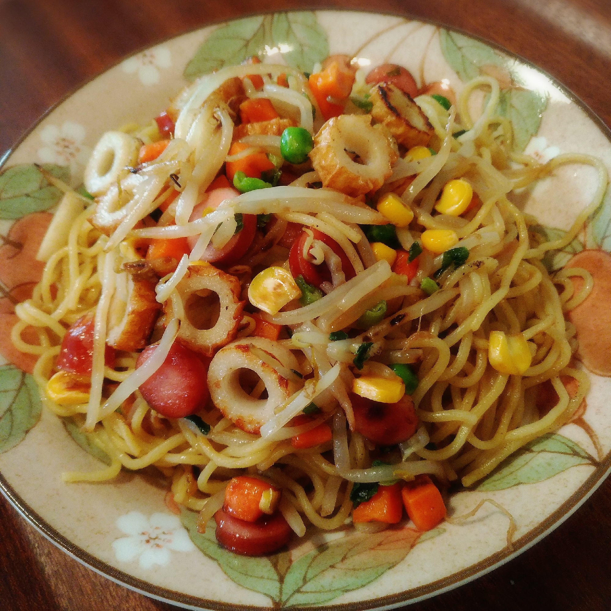 味付けはオニオンスープ♪具沢山な簡単焼きそば