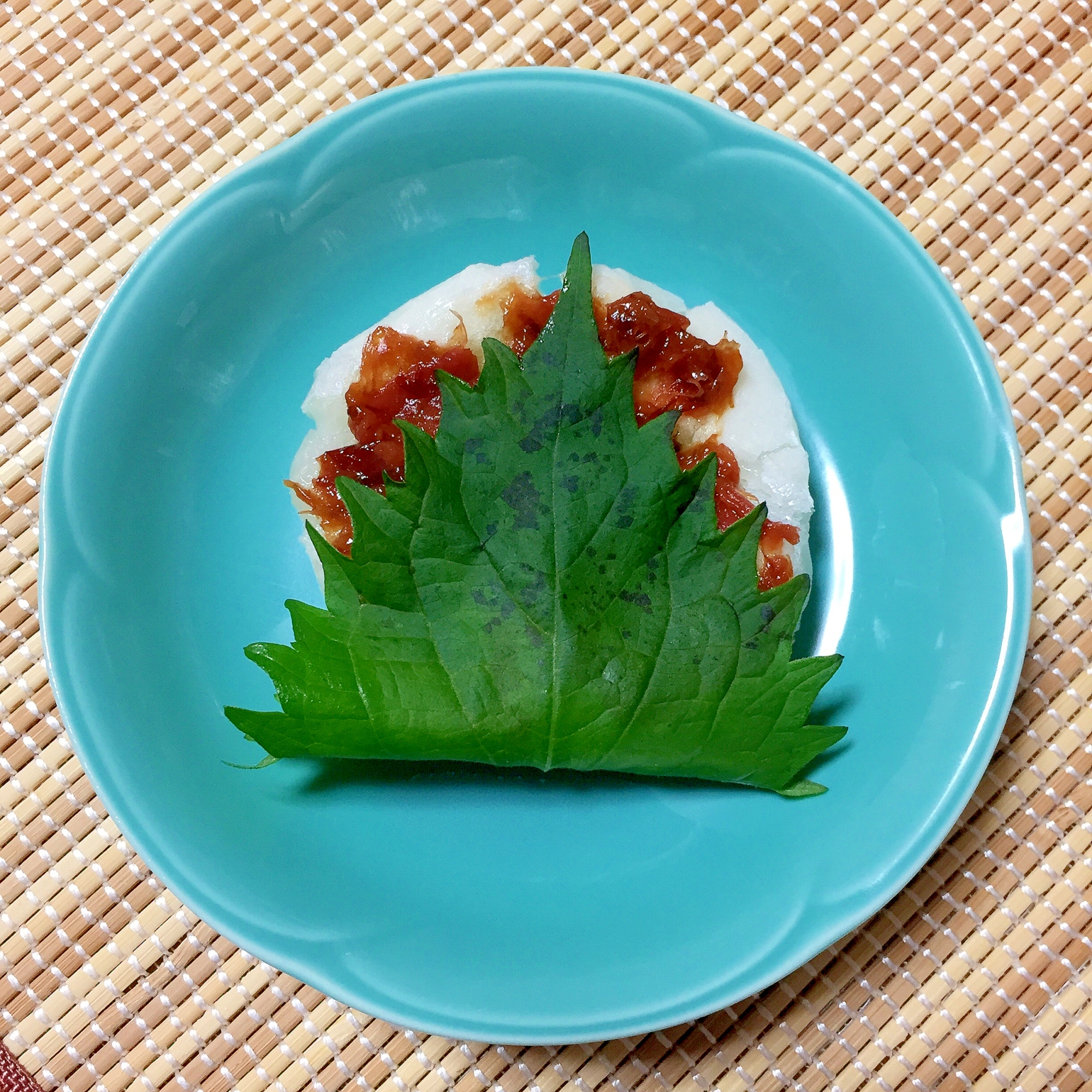 大葉でさっぱり！梅おかか餅♪