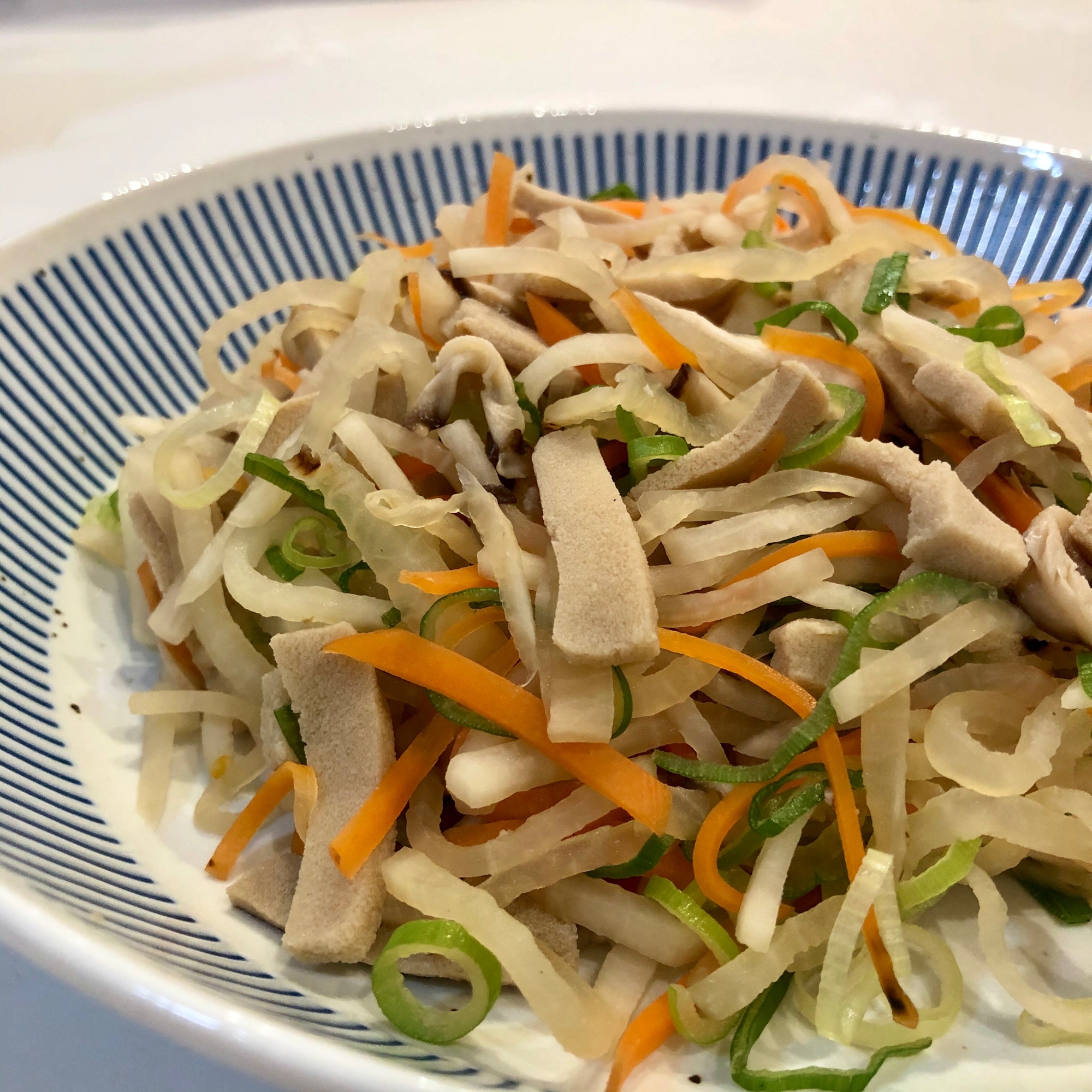 大根と高野豆腐の煮物