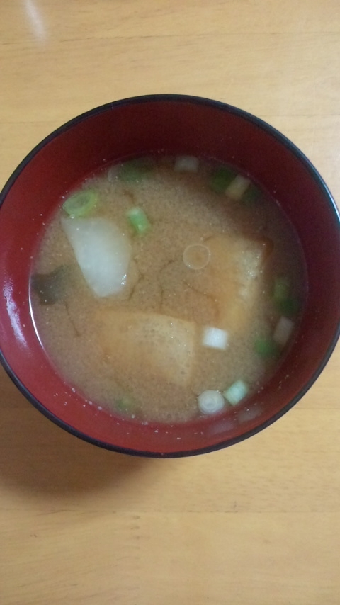 大根と油揚げのお味噌汁