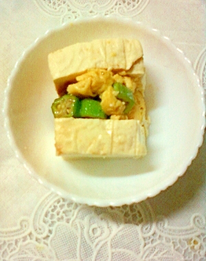 豆腐とオクラとスクランブルエッグのケチャップサンド