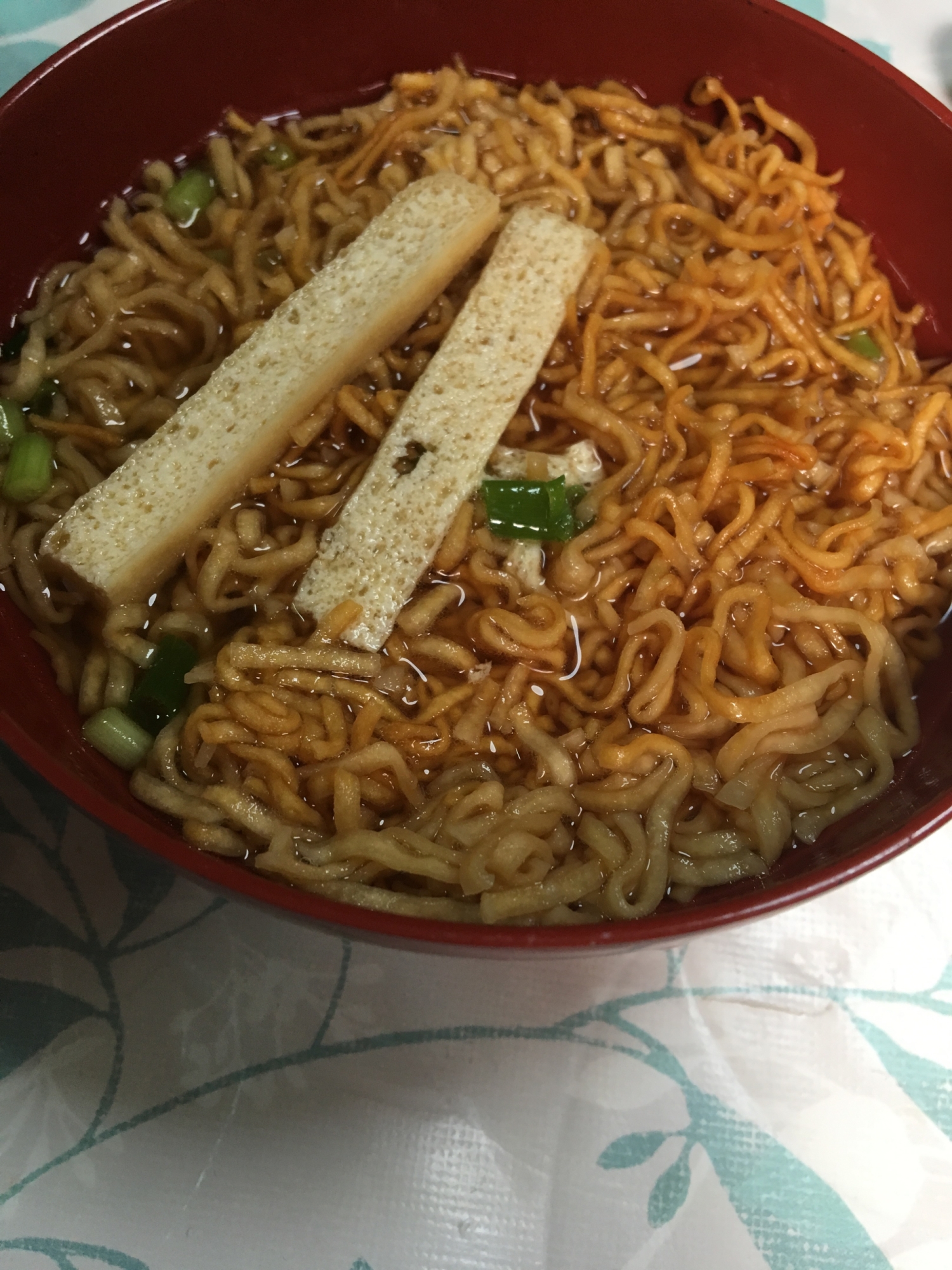 チキンラーメンで☆手揚げ風油揚げのラーメン☆