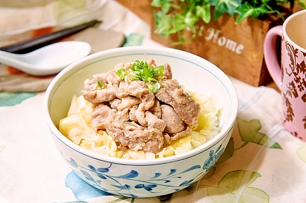 レンジ調理のみ♪息子が「うまい」を連発する味噌豚丼