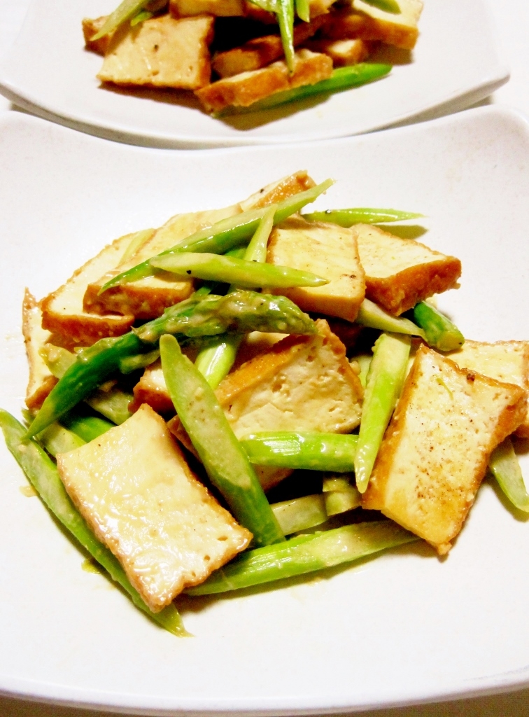 厚揚げ&アスパラ☆オイマヨ炒め