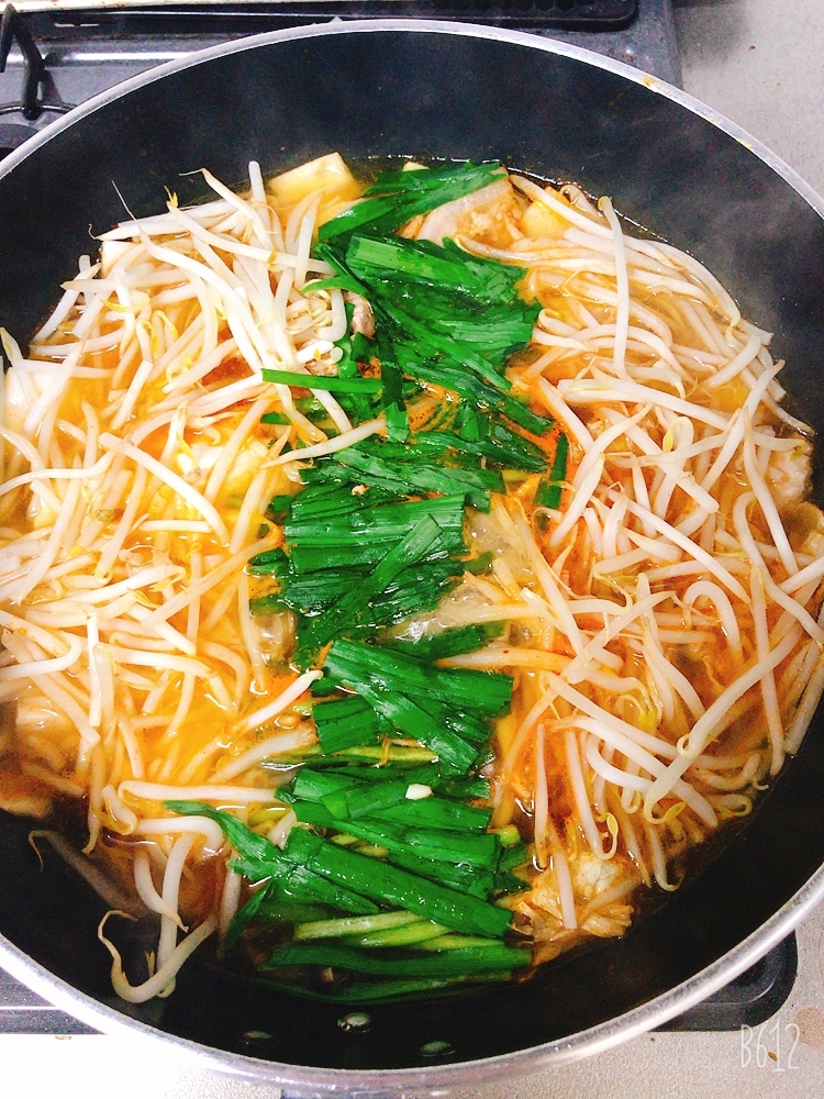 キムチの素で作る我が家のフライパンキムチ鍋 レシピ 作り方 By Emi S Kitchen 楽天レシピ キムチの素で作る我が家のフライパンキムチ鍋 レシピ 作り方 By Emi S Kitchen 楽天レシピ