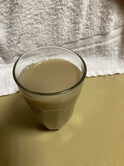 お鍋で作る美味しいはちみつミルクティー