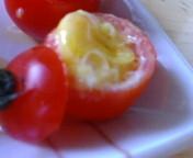 見た目がとっても可愛くて早速作ってみました♪
溶き卵を入れたトマトを立たせるのが意外と難しかったです☆