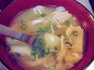 新じゃが たもぎ茸のお味噌汁 レシピ 作り方 By 寝虎太郎 楽天レシピ 新じゃが たもぎ茸のお味噌汁 レシピ 作り方 By 寝虎太郎 楽天レシピ