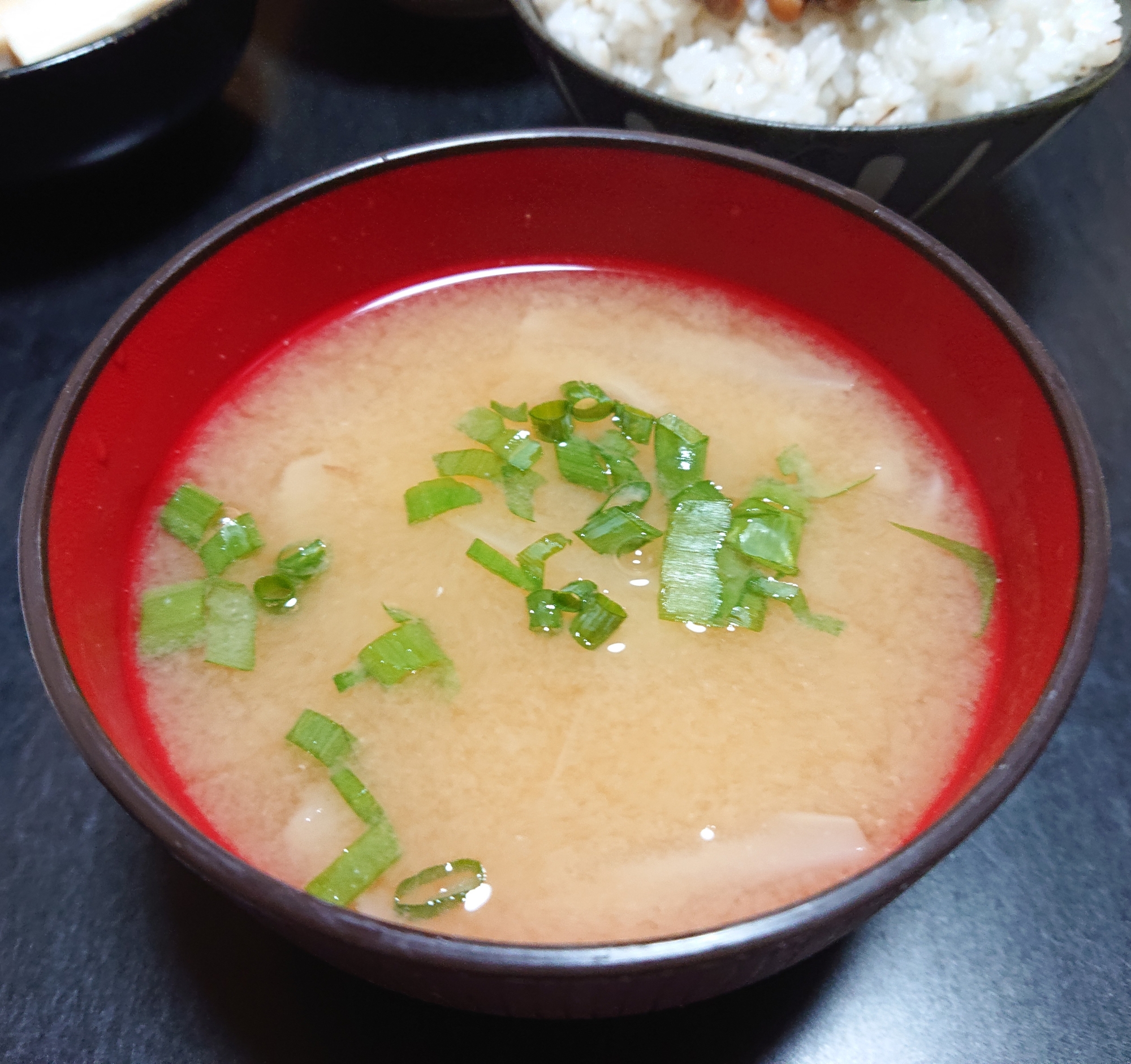 新玉ねぎの食べる味噌汁