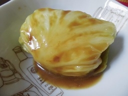 カレーの味付けのロールキャベツもおいしいですね。