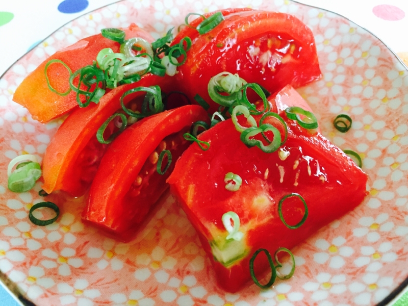 夏野菜で！トマトのめんつゆサラダ