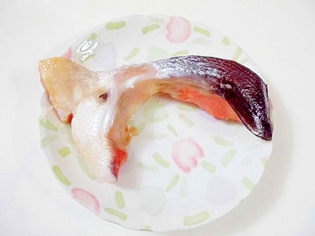 鮭カマ オーブンで焼き鮭 レシピ 作り方 By V るん 0394 楽天レシピ 鮭カマ オーブンで焼き鮭 レシピ 作り方 By V るん 0394 楽天レシピ